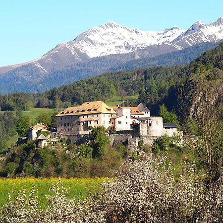 ホテルSchloss Sonnenburg サン・ロレンツォ・ディ・セバート エクステリア 写真